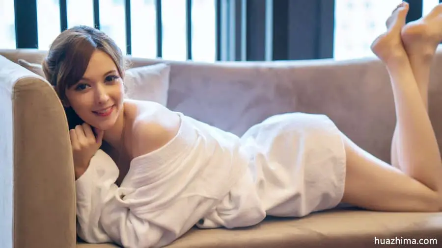 泷泽萝拉 个人图片